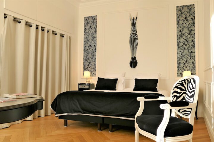 Room 16 of 83