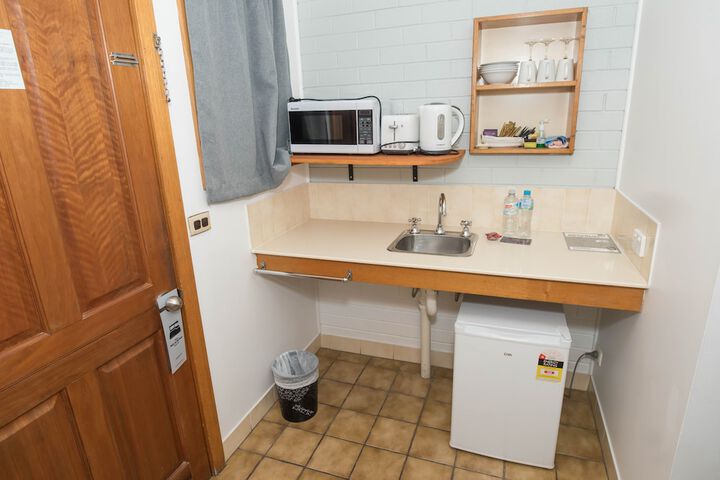Room 12 of 65