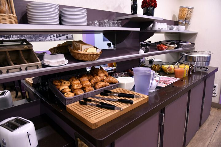 Breakfast/Coffee Service 109 of 146