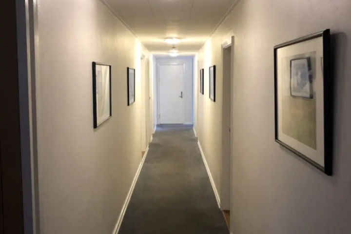 Room 11 of 13