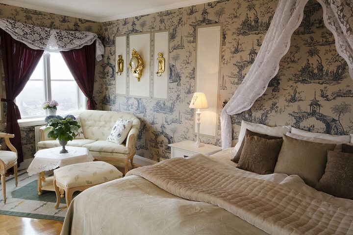 Room 14 of 31