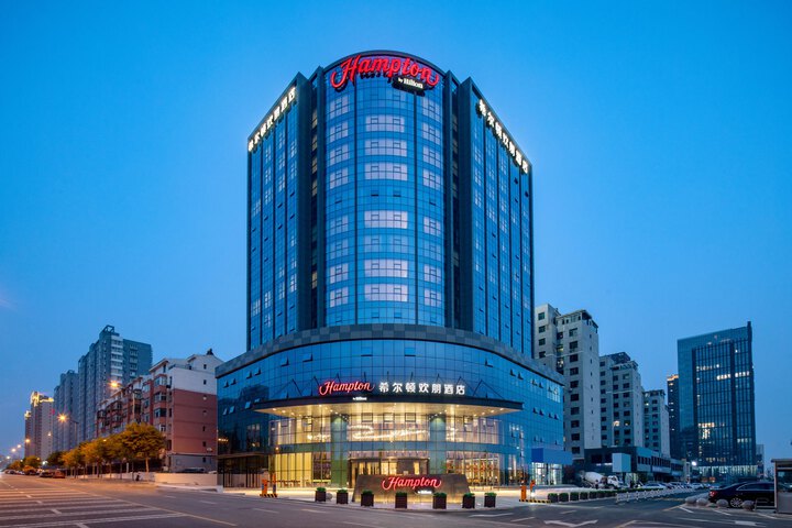 HAMPTON BY HILTON DATONG HGH-SPD RAIL ST