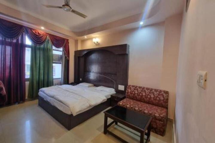 Hotel Krishna Deluxe