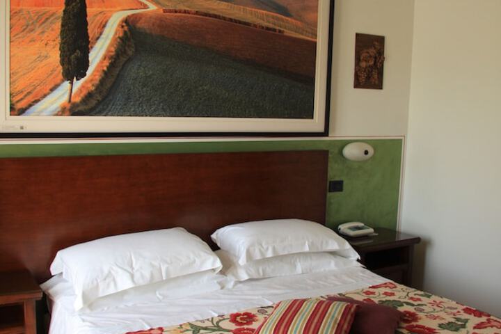 Room 17 of 75