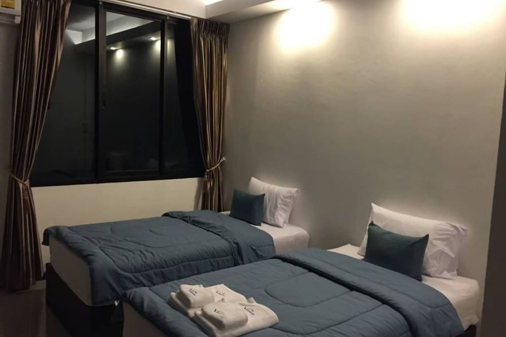 Room 7 of 35