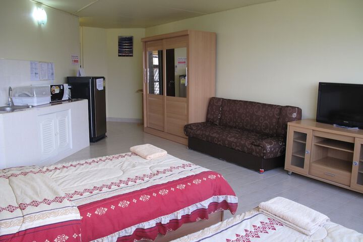 Room 4 of 44