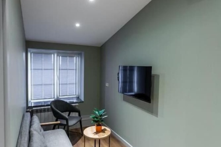 Room 29 of 42