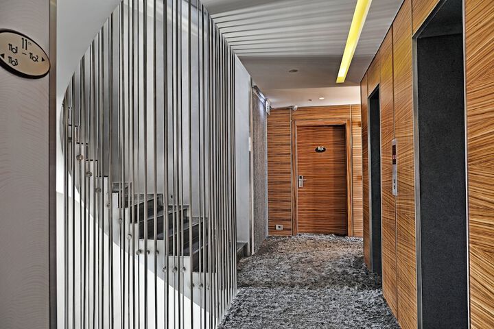 Room 12 of 31
