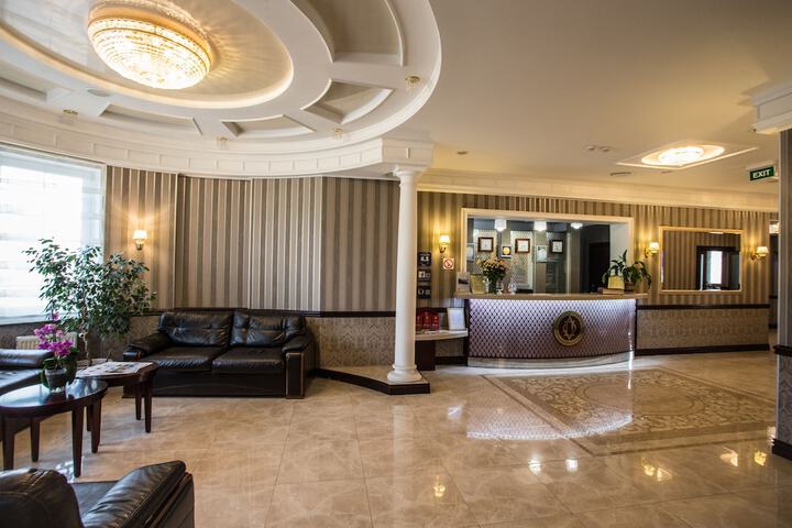 Hotel Interior 4 of 39