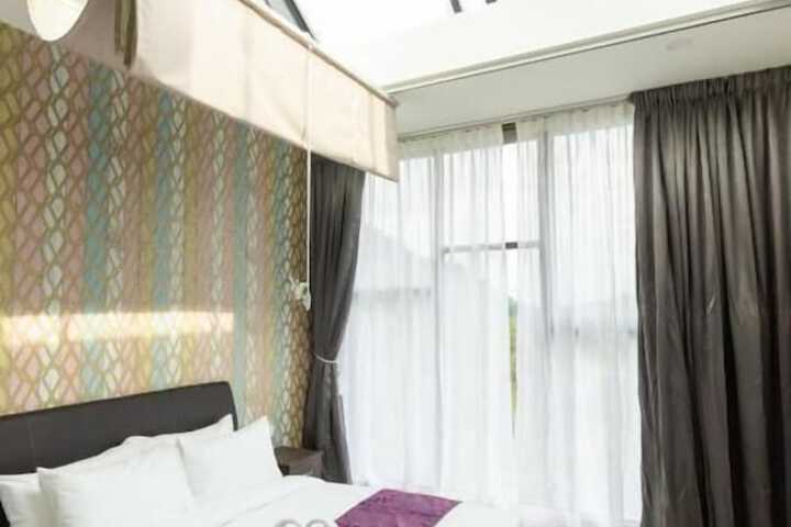 Room 17 of 50