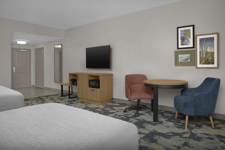 Room 12 of 52