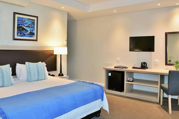 Room 49 of 343