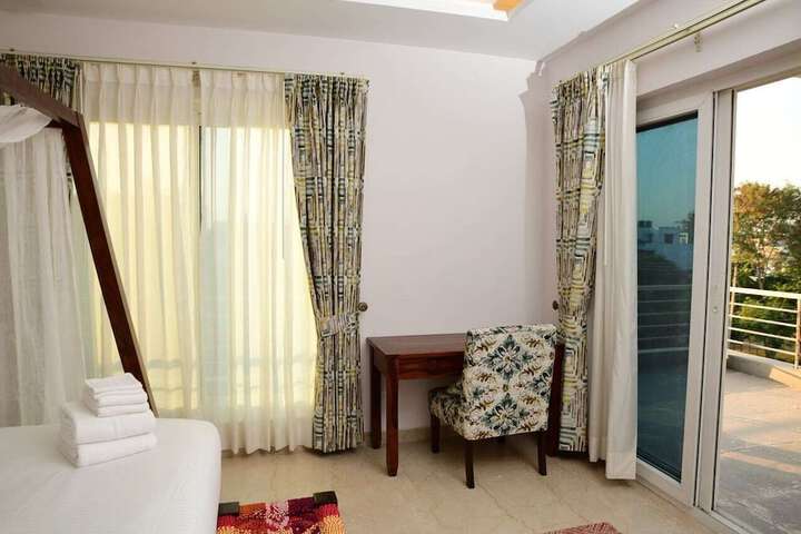 Room 40 of 64