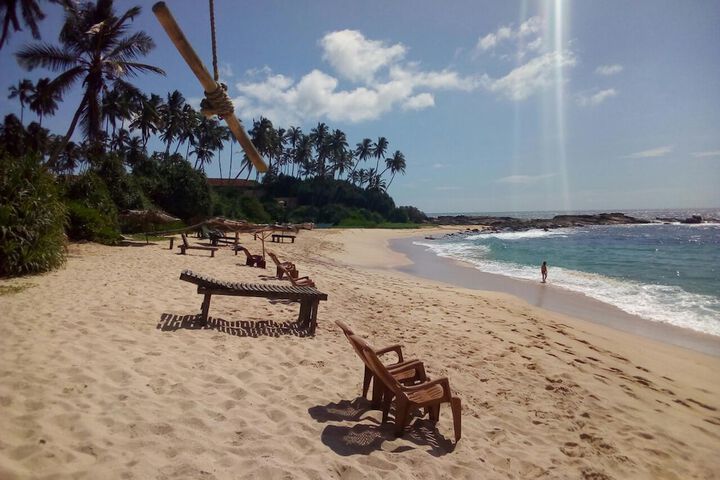 SURF BAY HOUSE