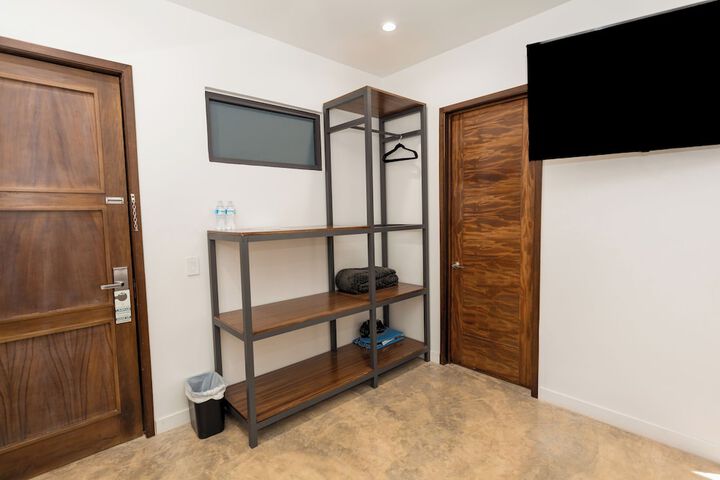 Room 19 of 52