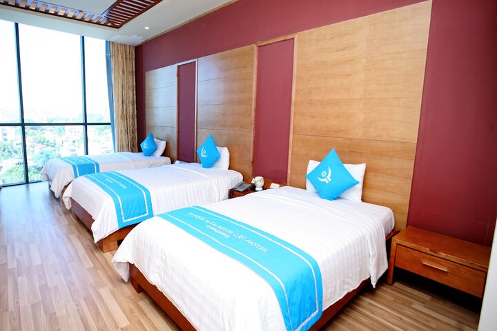 Room 8 of 63