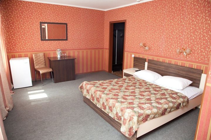 Room 4 of 41