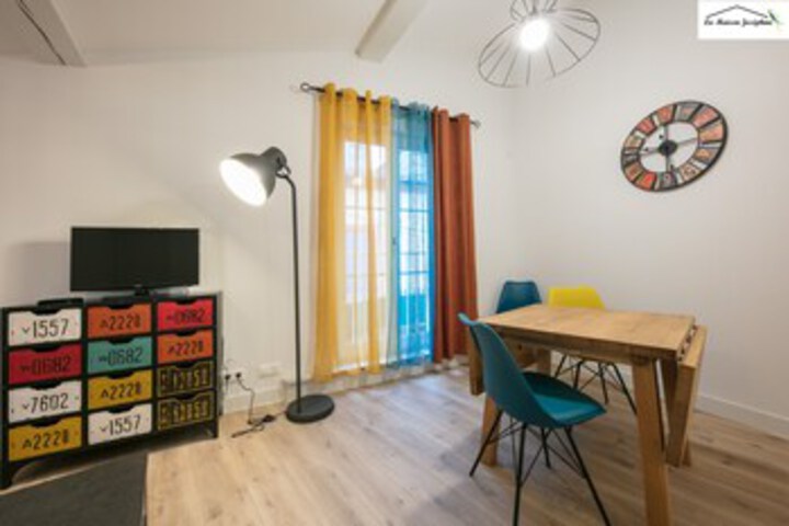 Room 30 of 90