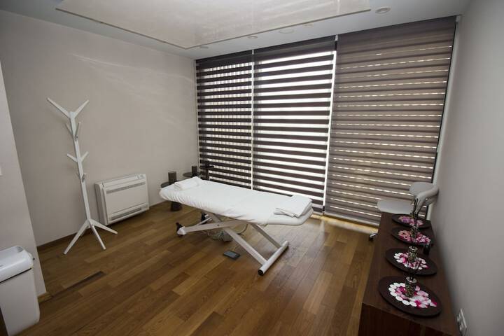Spa 108 of 136