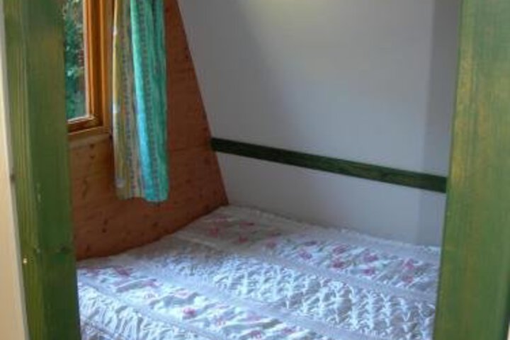Room 2 of 3