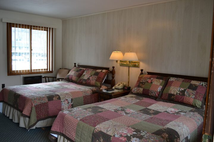 Room 4 of 34