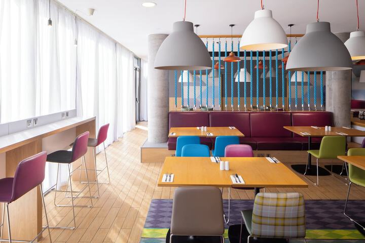 Dining 85 of 138