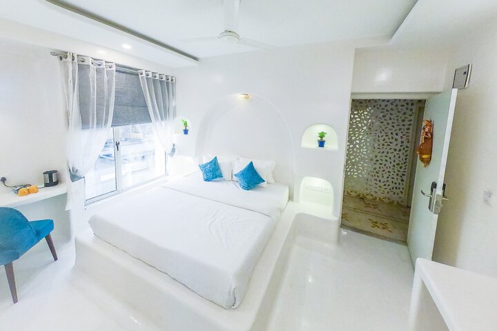 Room 16 of 75