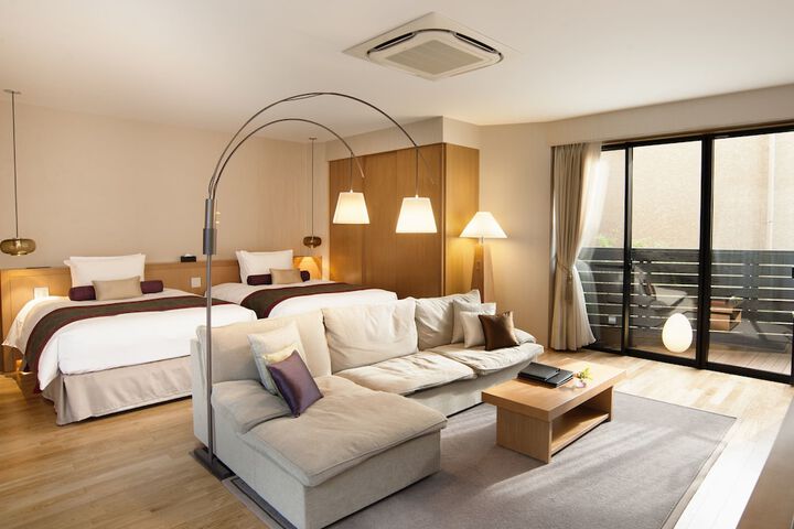 Room 8 of 29