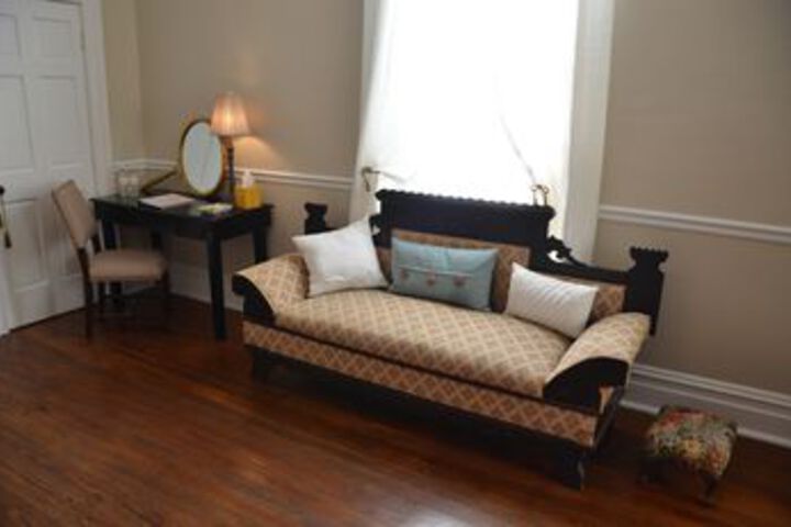 Room 15 of 19
