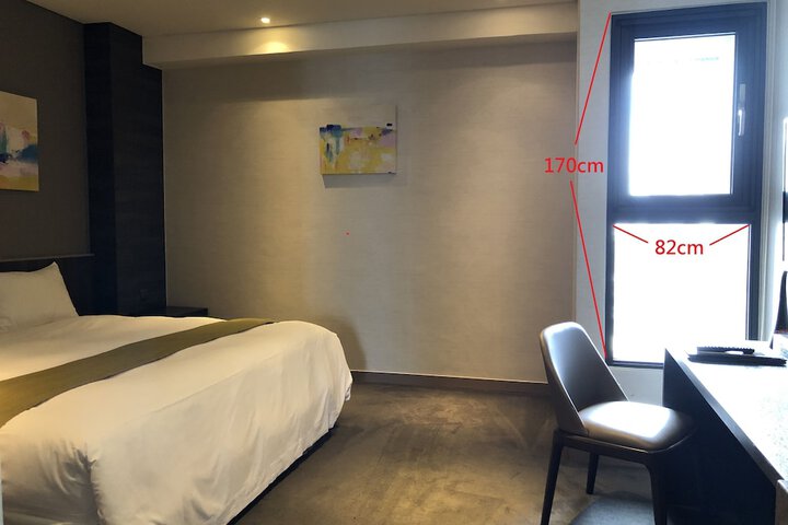 Room 12 of 58