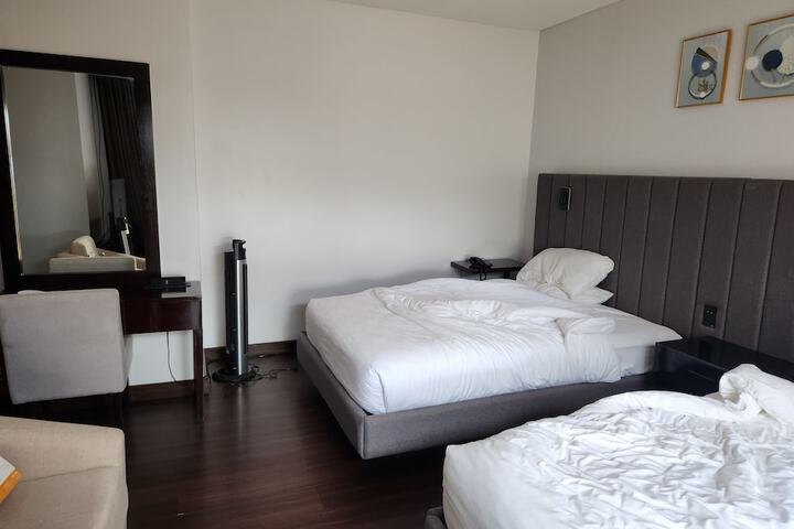 Room 11 of 51