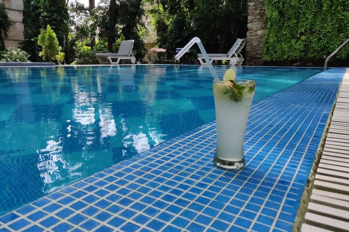 Pool 31 of 58