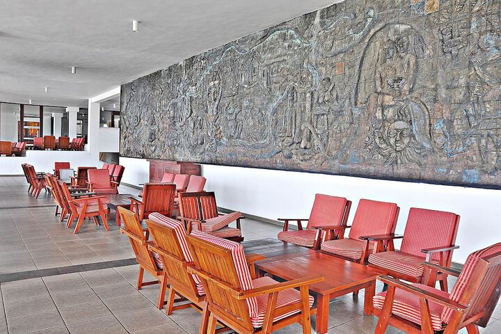 Hotel Interior 4 of 40