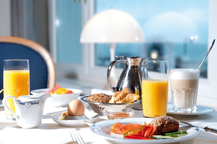 Breakfast/Coffee Service 83 of 110