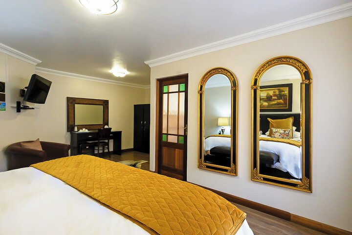 Room 22 of 76