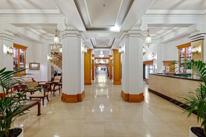 Hotel Interior 10 of 79