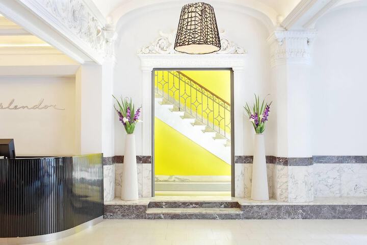 Hotel Lobby