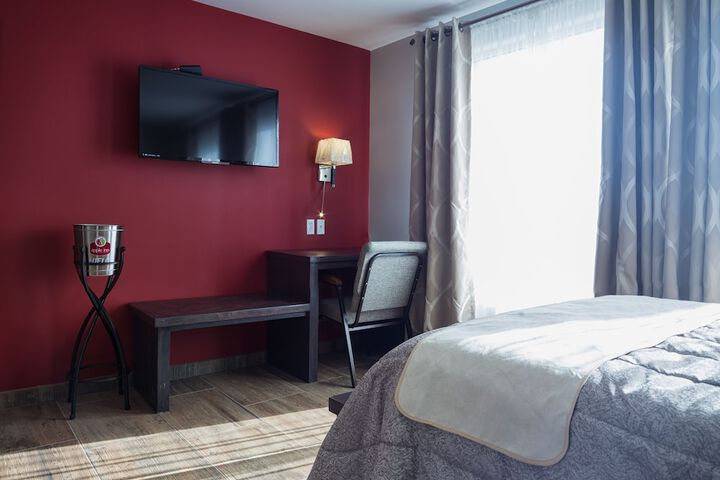 Room 6 of 31