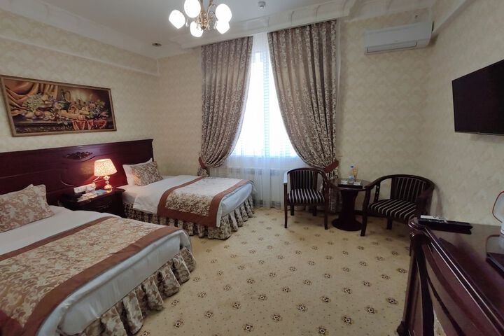 Room 16 of 92