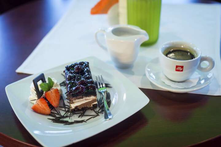 Breakfast/Coffee Service 51 of 58
