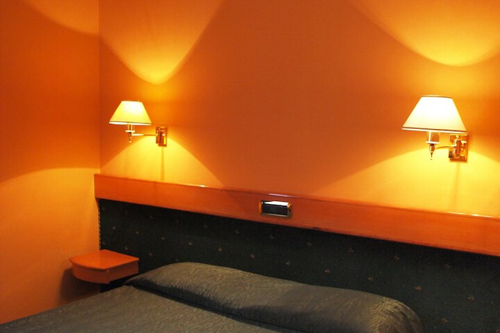 Room 18 of 31