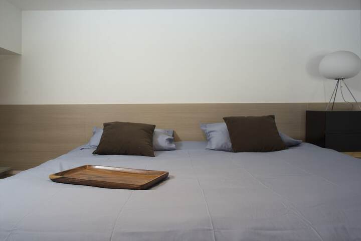 Room 19 of 148