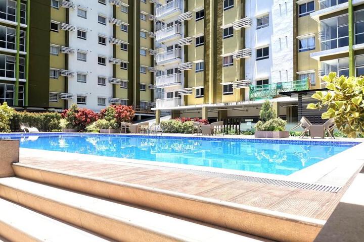 Pool View Studio in Mesaverte w / Free Pool+Netflix