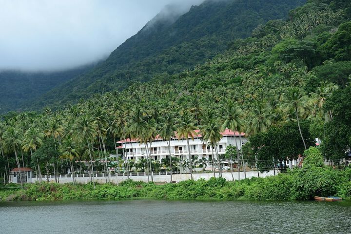 Hotel 17 of 30