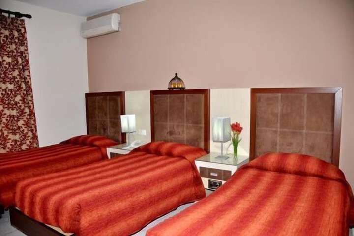 Room 7 of 30