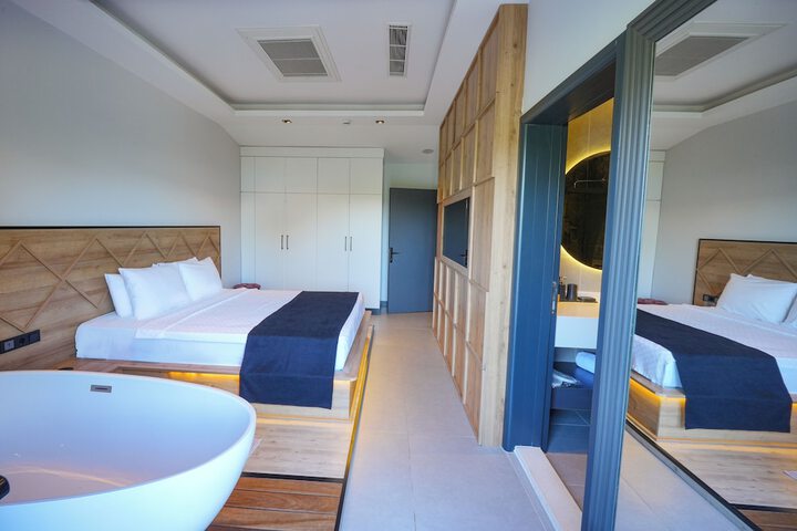 Room 34 of 155