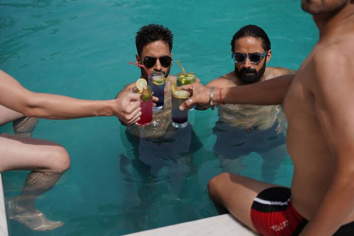 Pool 50 of 73