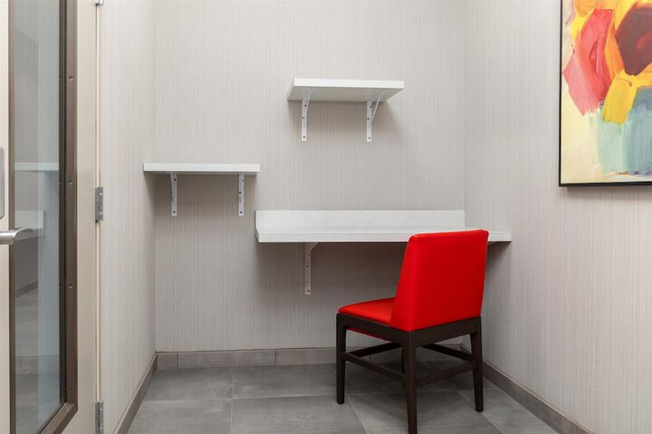 Room 30 of 47