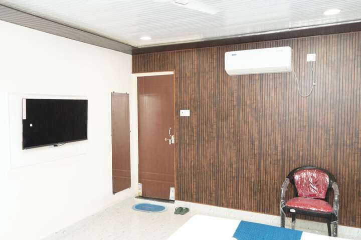 Room 35 of 88