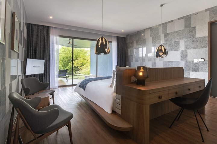 Room 28 of 185